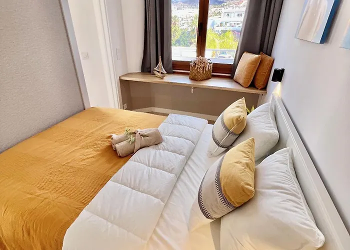 Teide View Malibu Park Apartment